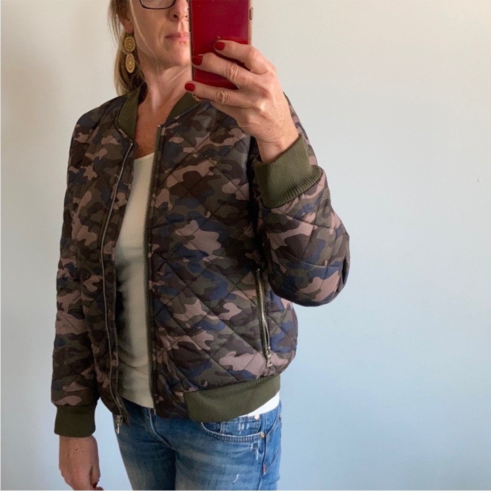 Quilted Camouflage Bomber Style Jacket - Picture 3 of 7